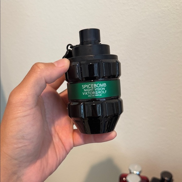Viktor & Rolf Spicebomb Night Vision Black and Green Bottle - Picture 1 of 1
